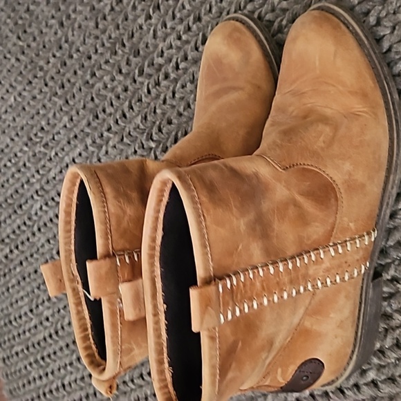 Cool way leather booties size 6 - Picture 3 of 5